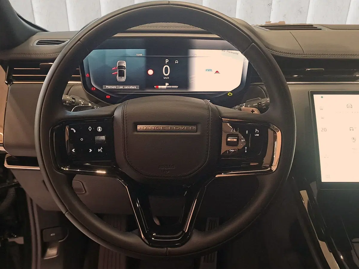 Land Rover Range Rover Sport usata a Milano (12)