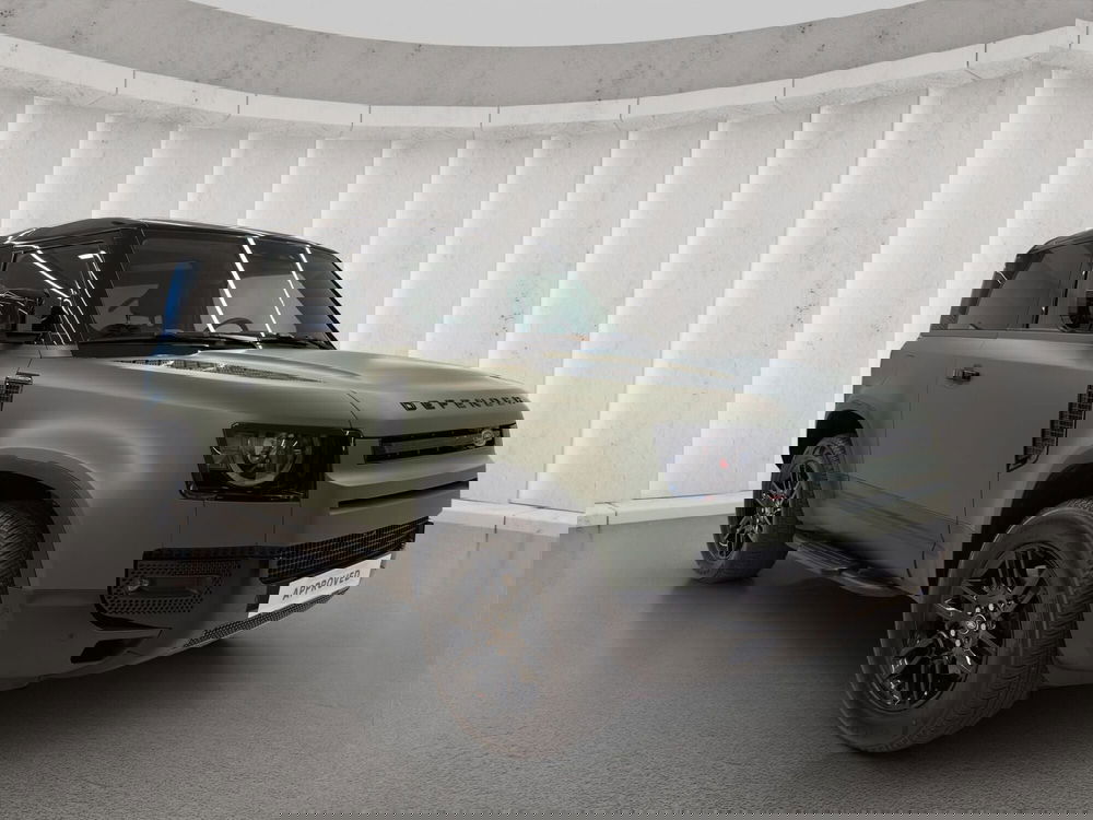 Land Rover Defender usata a Milano (13)