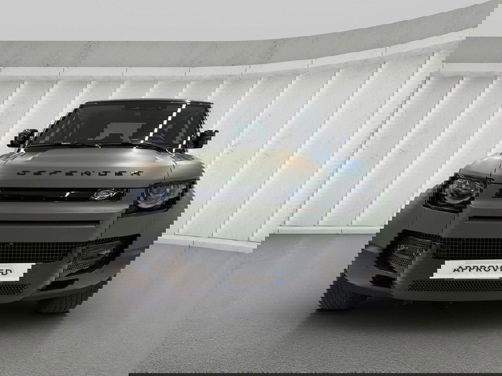 Land Rover Defender usata a Milano (8)