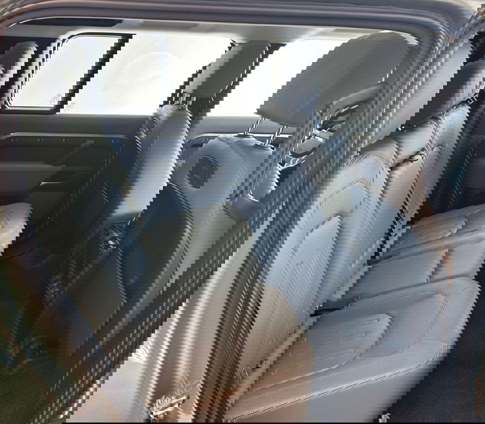 Land Rover Defender usata a Ferrara (5)