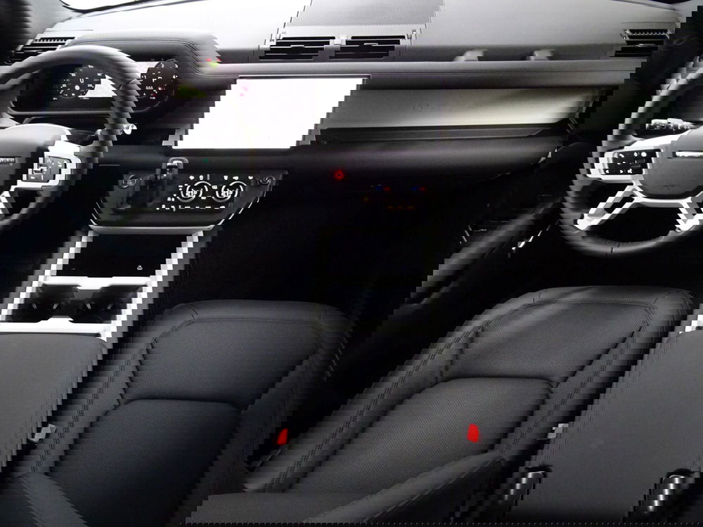 Land Rover Defender usata a Como (4)