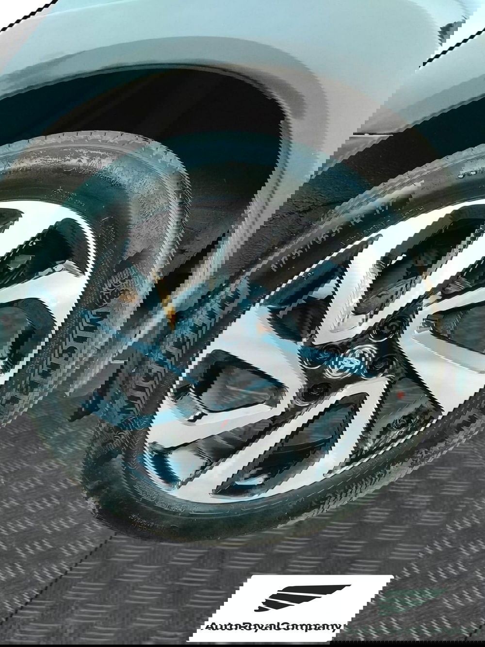 Toyota Aygo X usata a Roma (8)