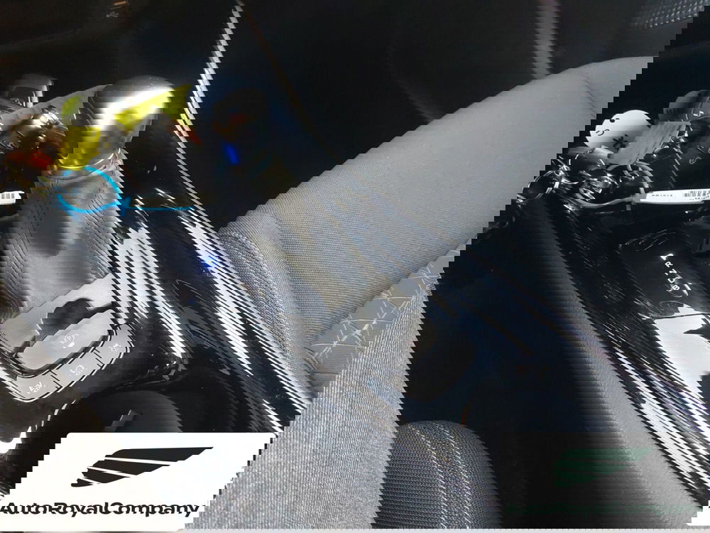 Toyota Toyota C-HR usata a Roma (15)