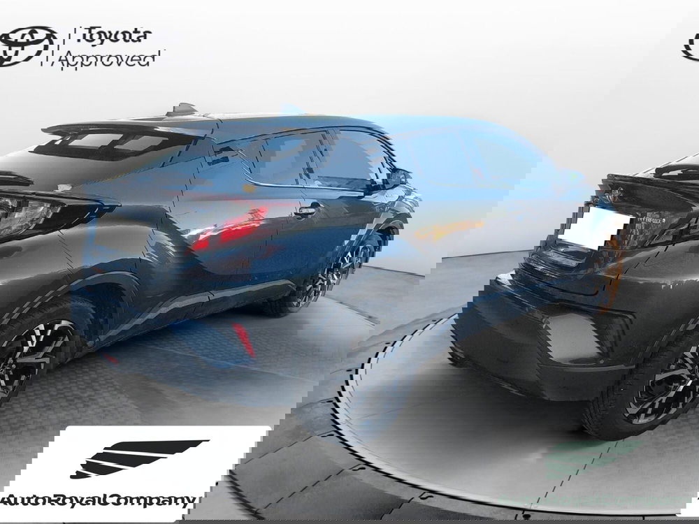 Toyota Toyota C-HR usata a Roma (6)