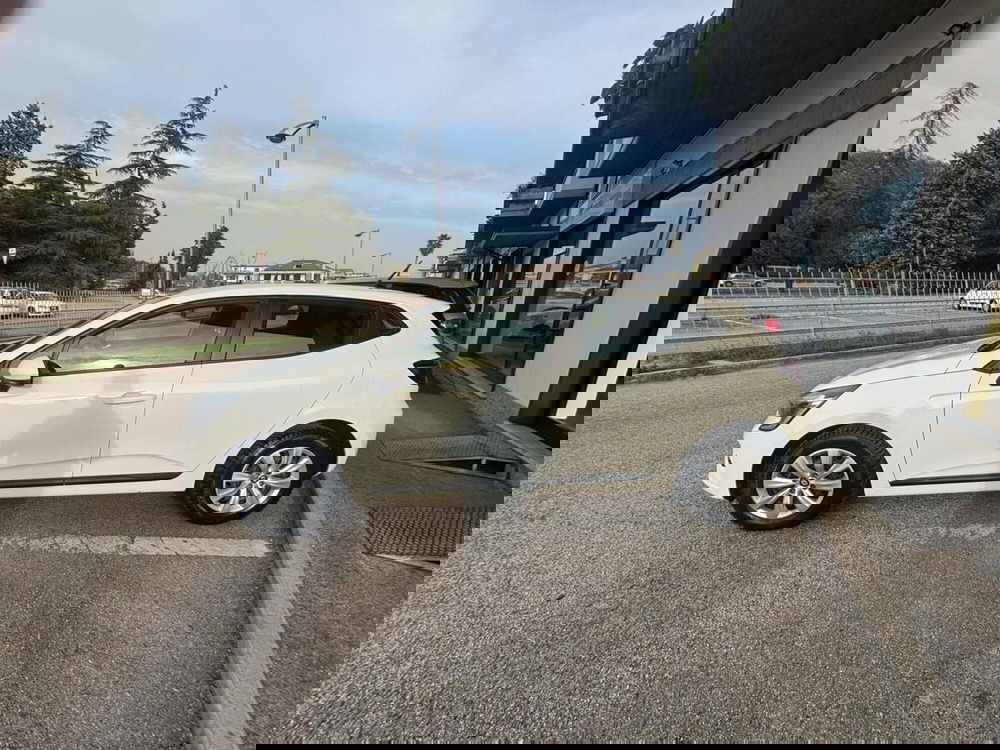 Renault Clio usata a Teramo (2)