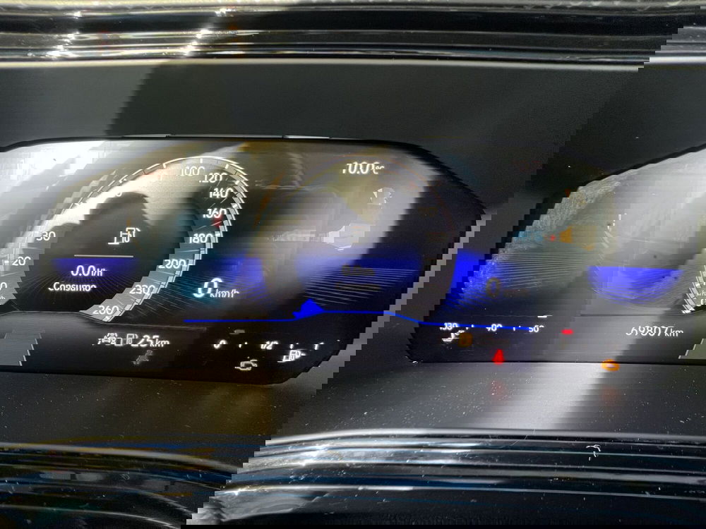 Volkswagen T-Cross usata a Teramo (8)