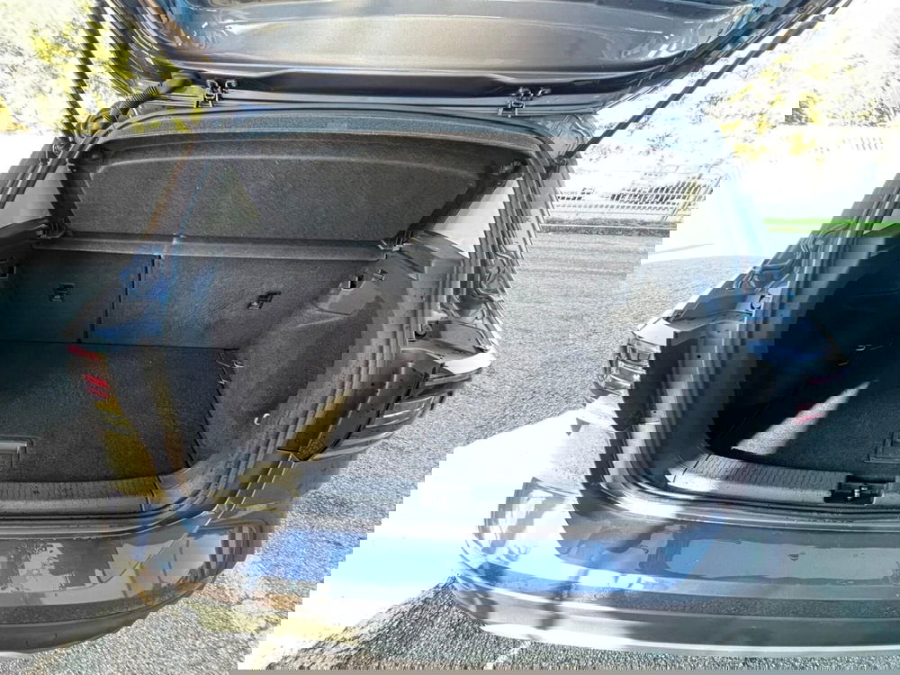 Volkswagen T-Cross usata a Teramo (14)