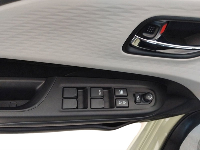 Suzuki Swift nuova a Milano (8)
