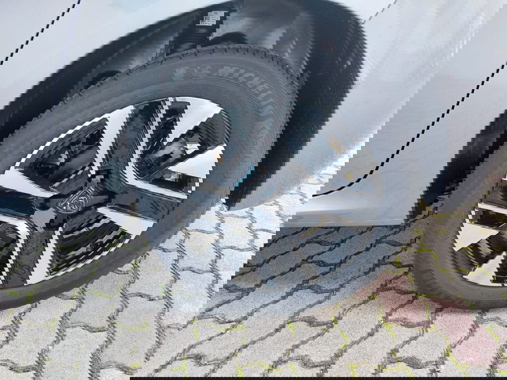 Peugeot 208 nuova a Pavia (14)