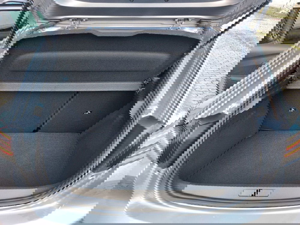 Peugeot 208 nuova a Pavia (5)