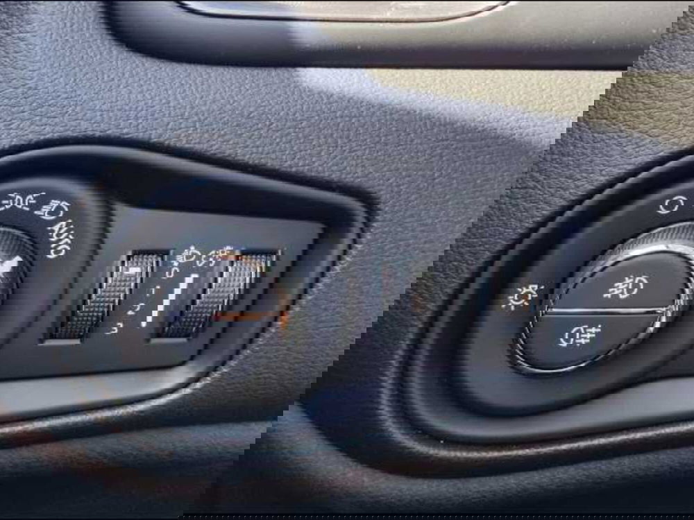 Jeep Renegade nuova a Roma (18)