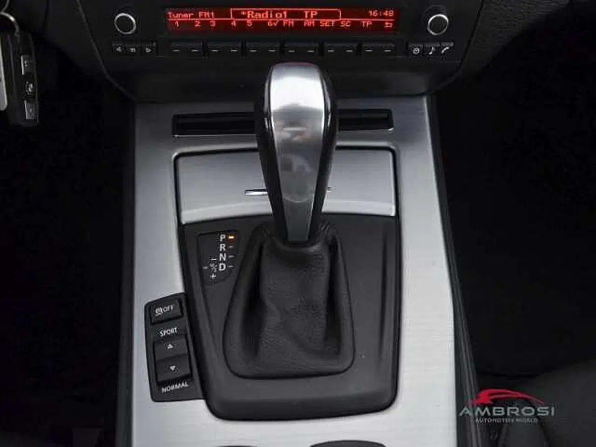 BMW Z4 Cabrio usata a Viterbo (17)