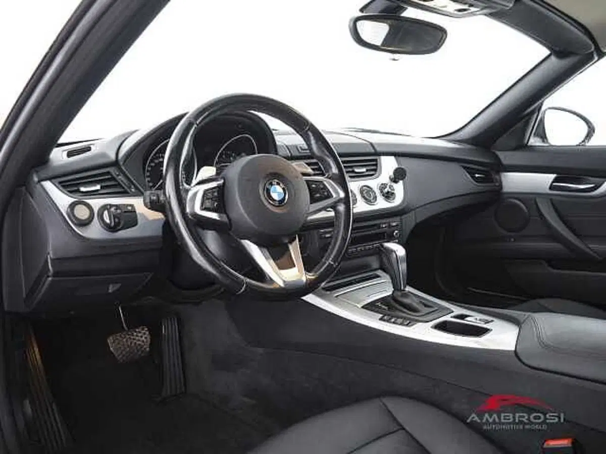 BMW Z4 Cabrio usata a Viterbo (8)