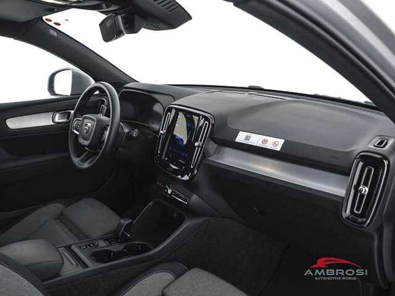 Volvo XC40 usata a Viterbo (12)