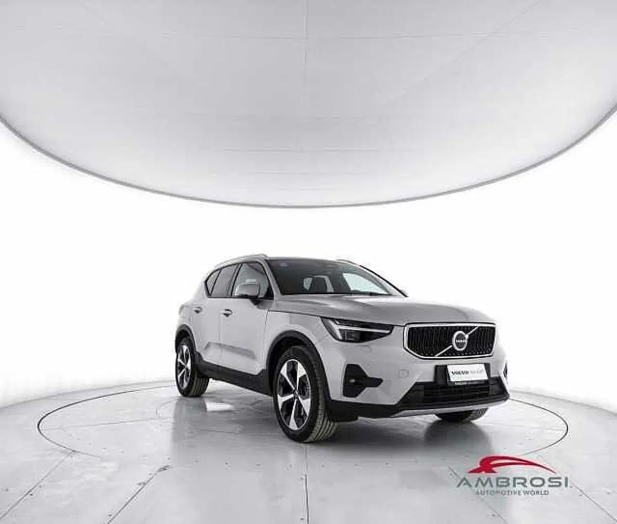 Volvo XC40 usata a Viterbo (2)