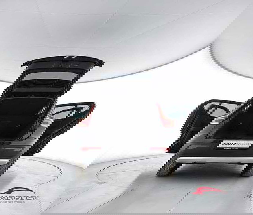 Volvo XC40 usata a Viterbo (7)