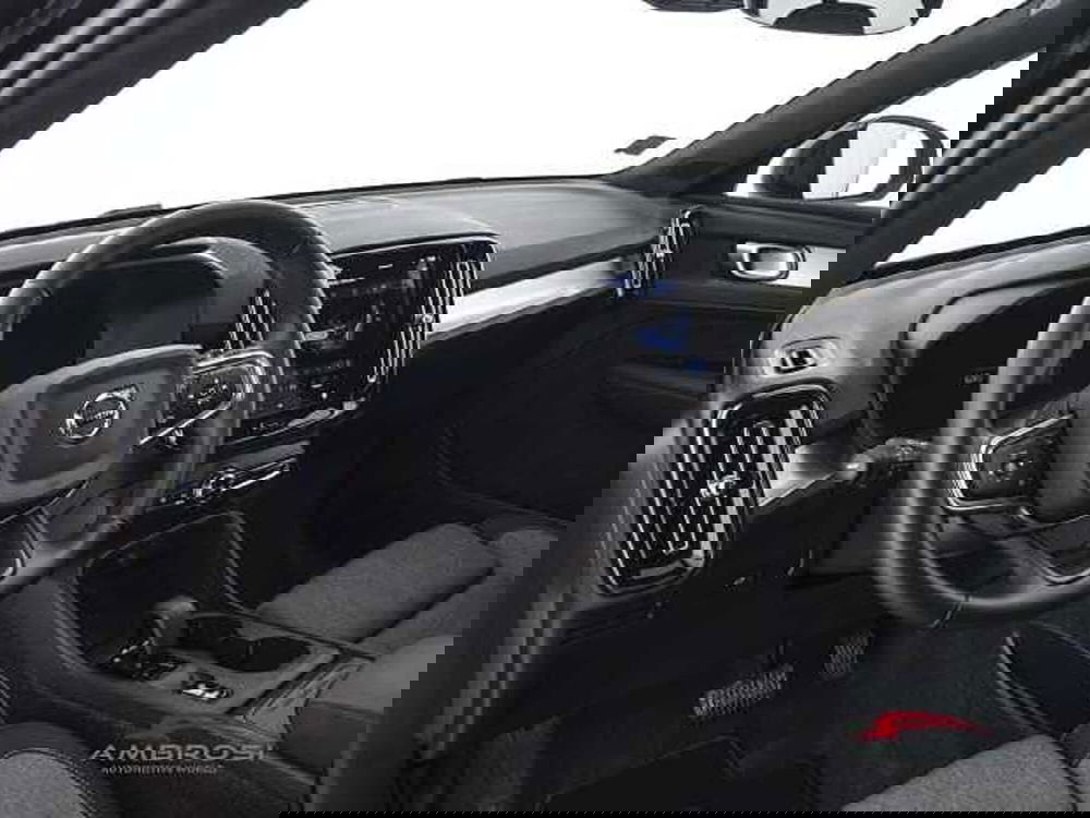 Volvo XC40 usata a Viterbo (8)