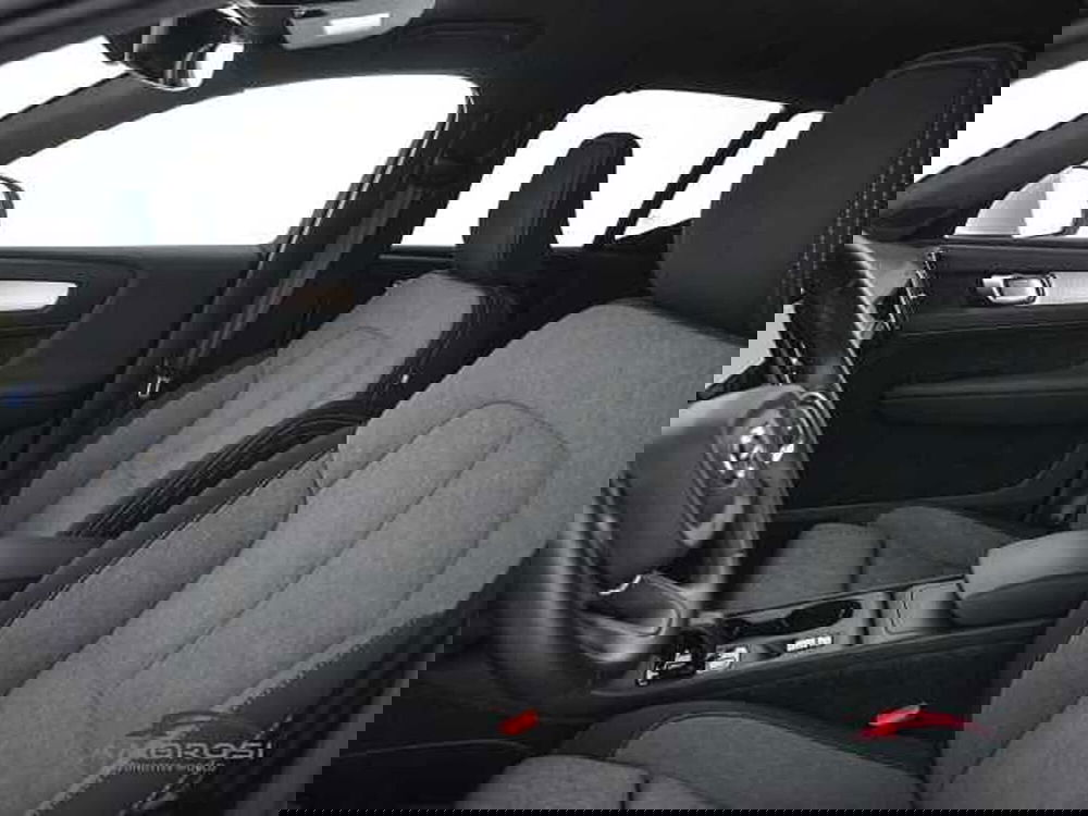 Volvo XC40 usata a Viterbo (9)