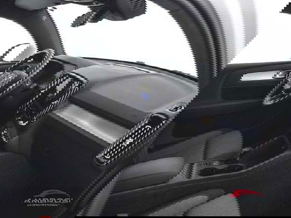 Volvo XC40 usata a Viterbo (12)