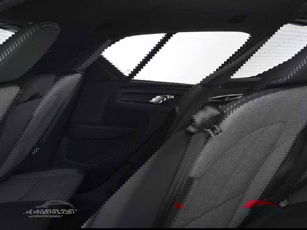 Volvo XC40 usata a Viterbo (11)