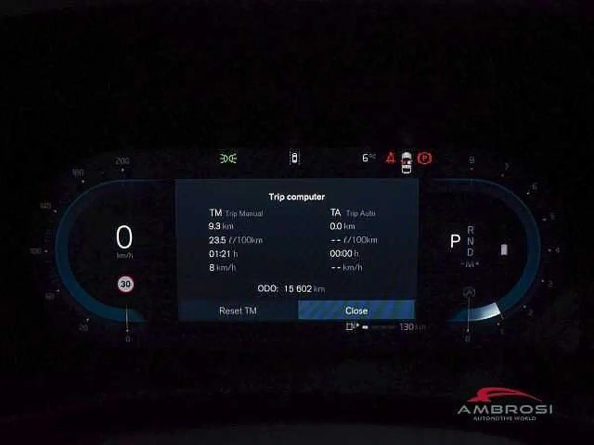 Volvo XC40 usata a Viterbo (13)