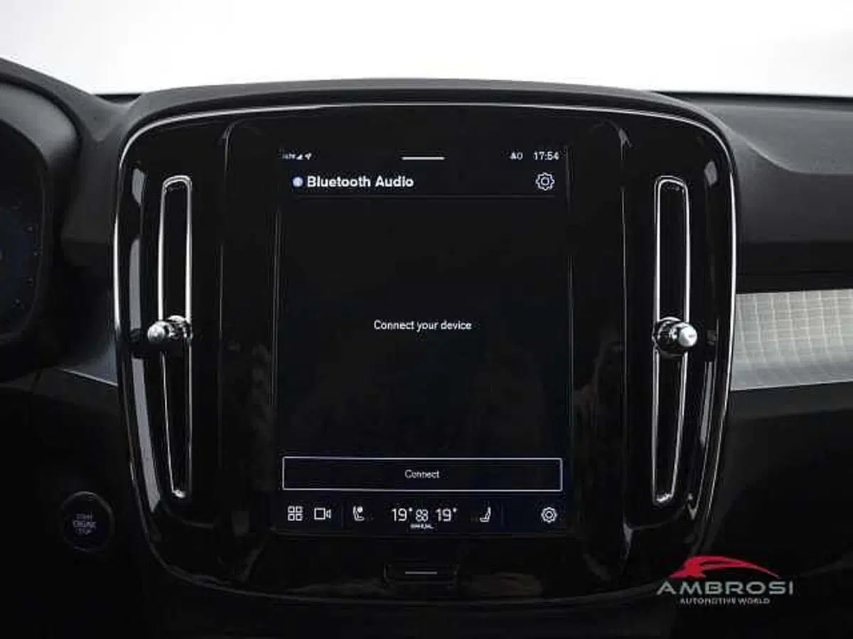 Volvo XC40 usata a Viterbo (15)