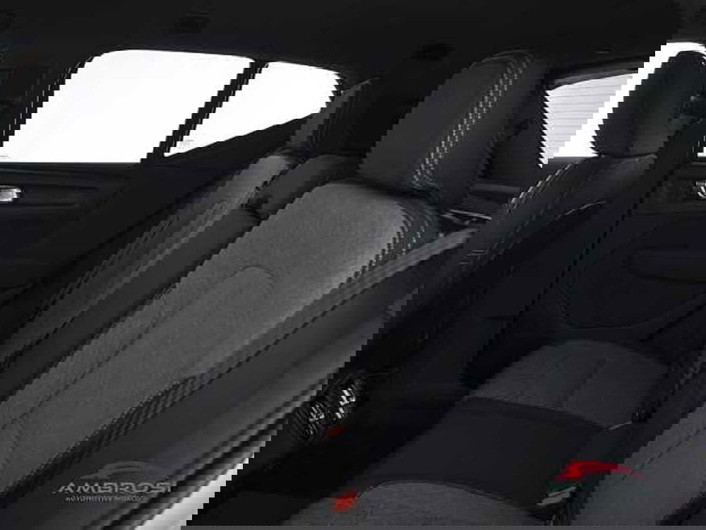 Volvo XC40 usata a Viterbo (10)