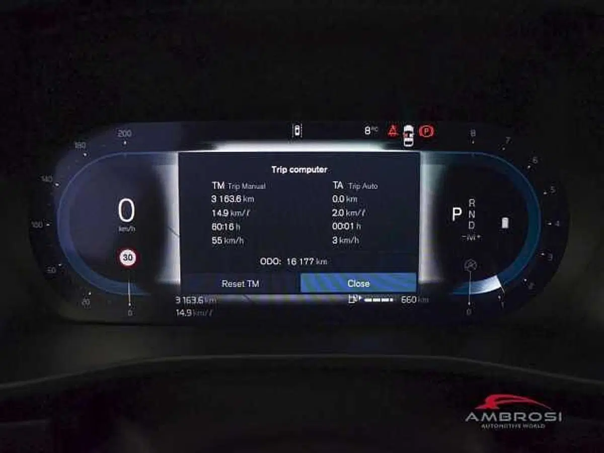 Volvo XC40 usata a Viterbo (13)