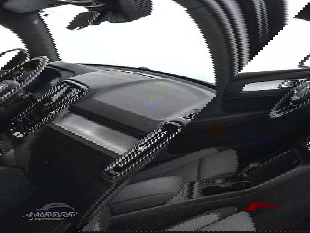 Volvo XC40 usata a Viterbo (12)