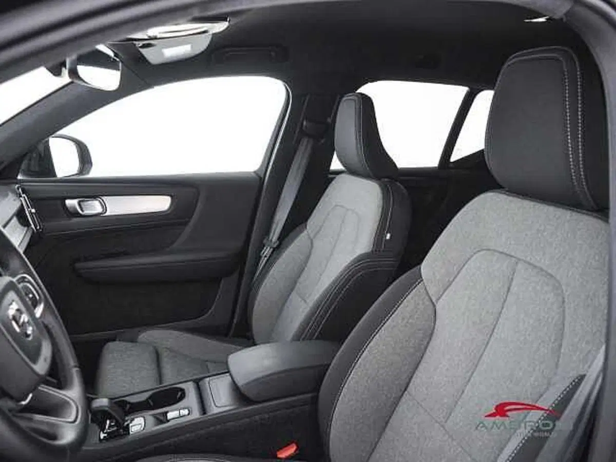 Volvo XC40 usata a Viterbo (9)