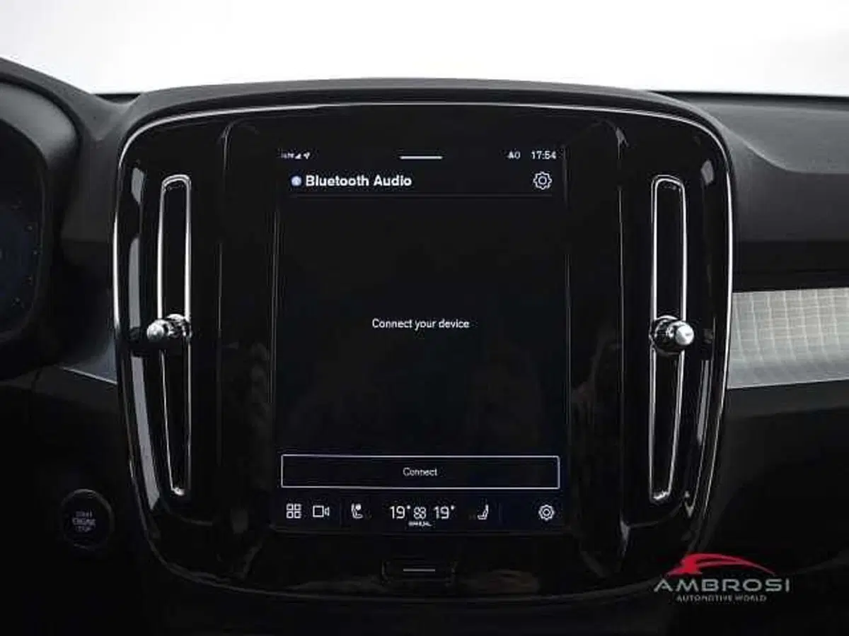 Volvo XC40 usata a Viterbo (15)