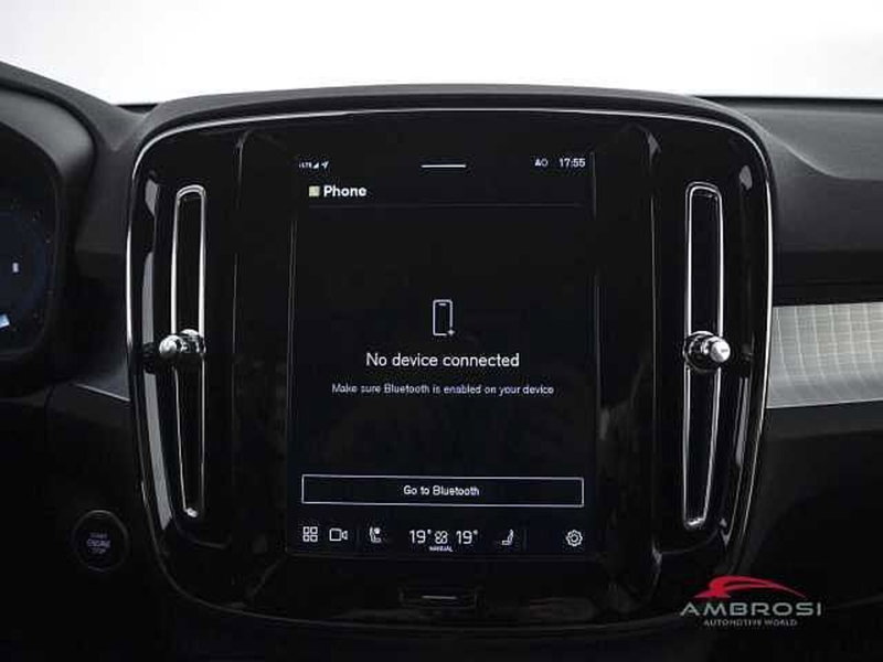 Volvo XC40 usata a Viterbo (18)