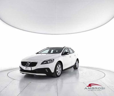 Volvo V40 Cross Country D2 Business del 2017 usata a Viterbo