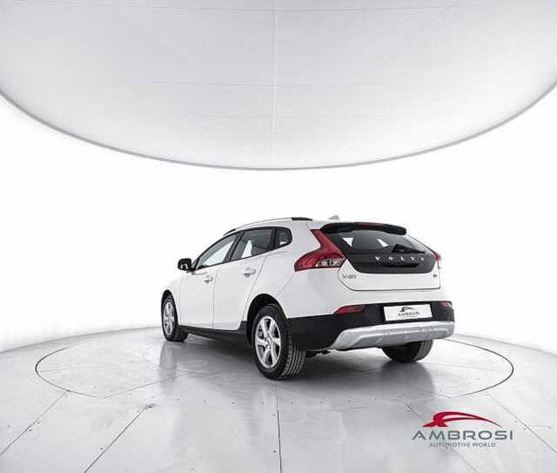 Volvo V40 Cross Country usata a Viterbo (4)