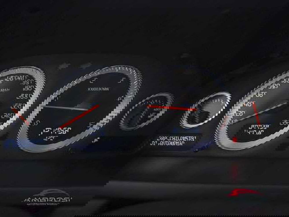 Volvo XC90 usata a Viterbo (15)