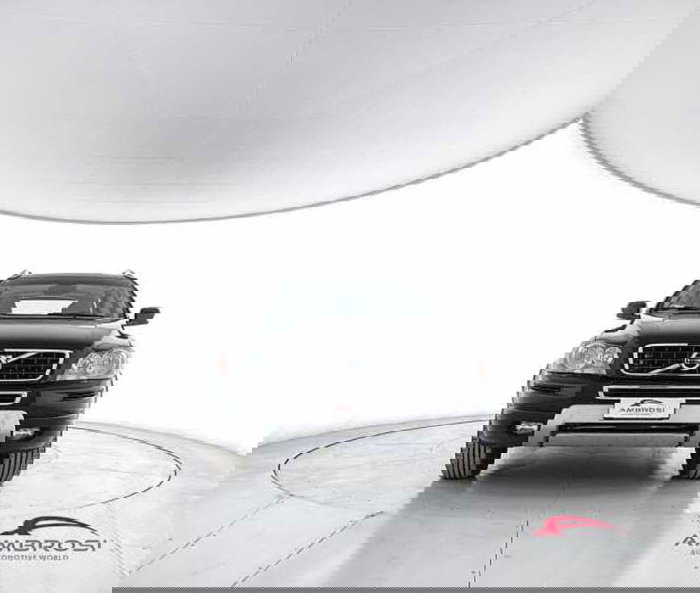 Volvo XC90 usata a Viterbo (5)