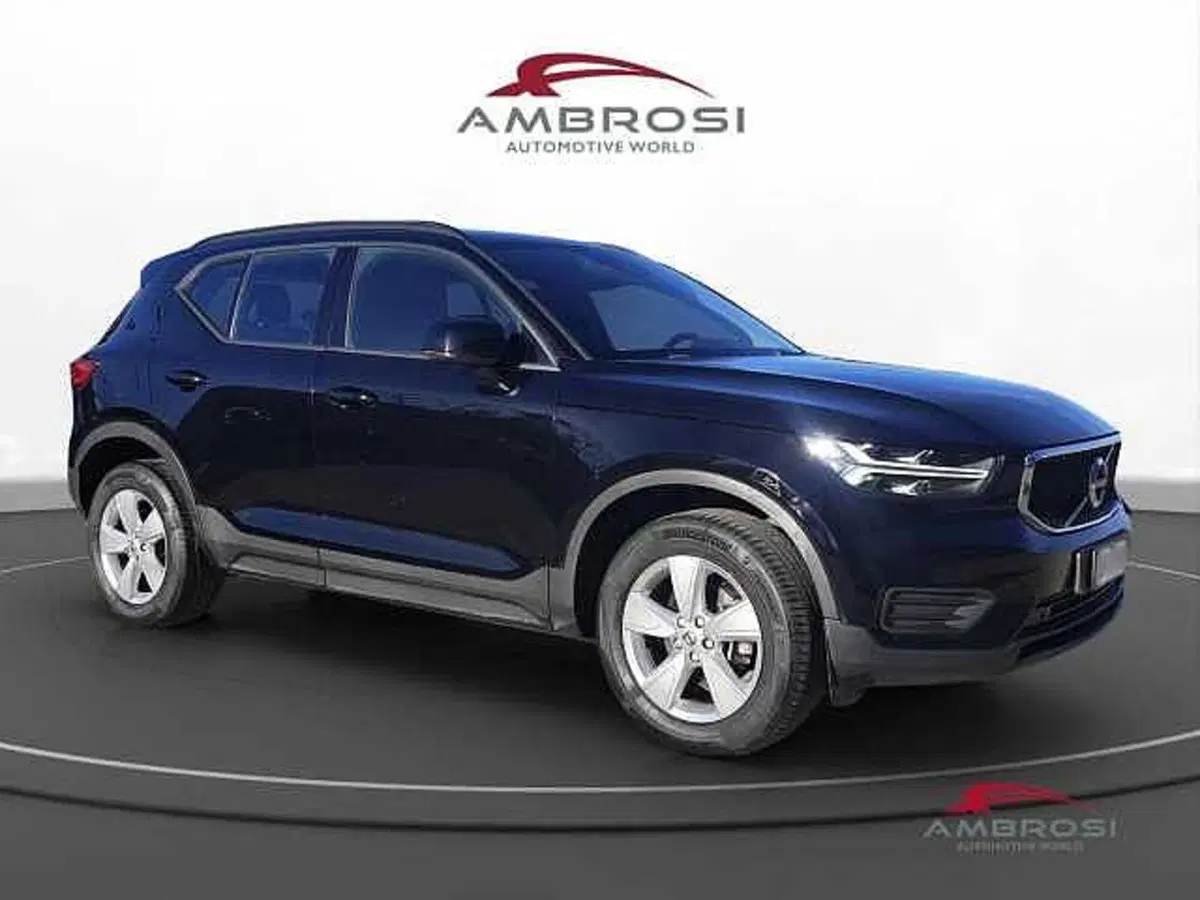 Volvo XC40 usata a Viterbo (2)