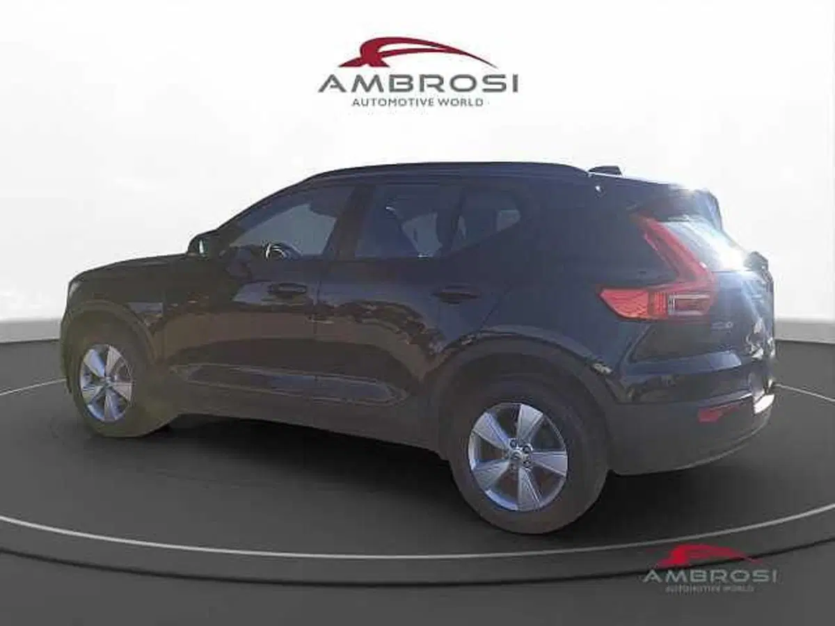 Volvo XC40 usata a Viterbo (4)