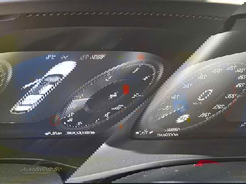 Volvo XC40 usata a Viterbo (9)