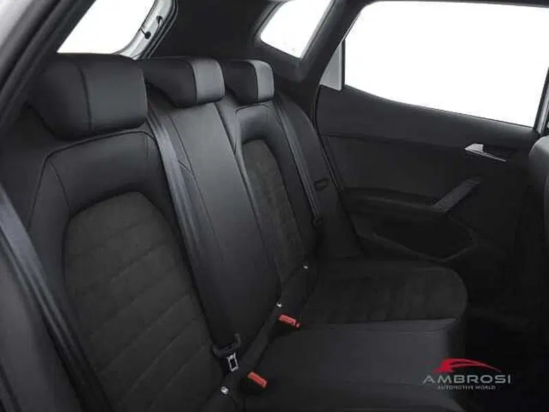 SEAT Arona usata a Viterbo (11)