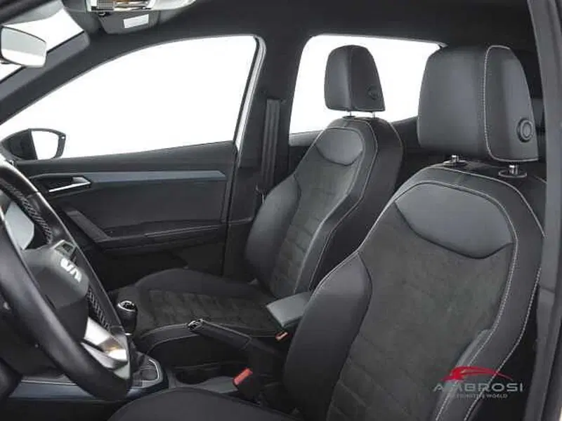 SEAT Arona usata a Viterbo (9)