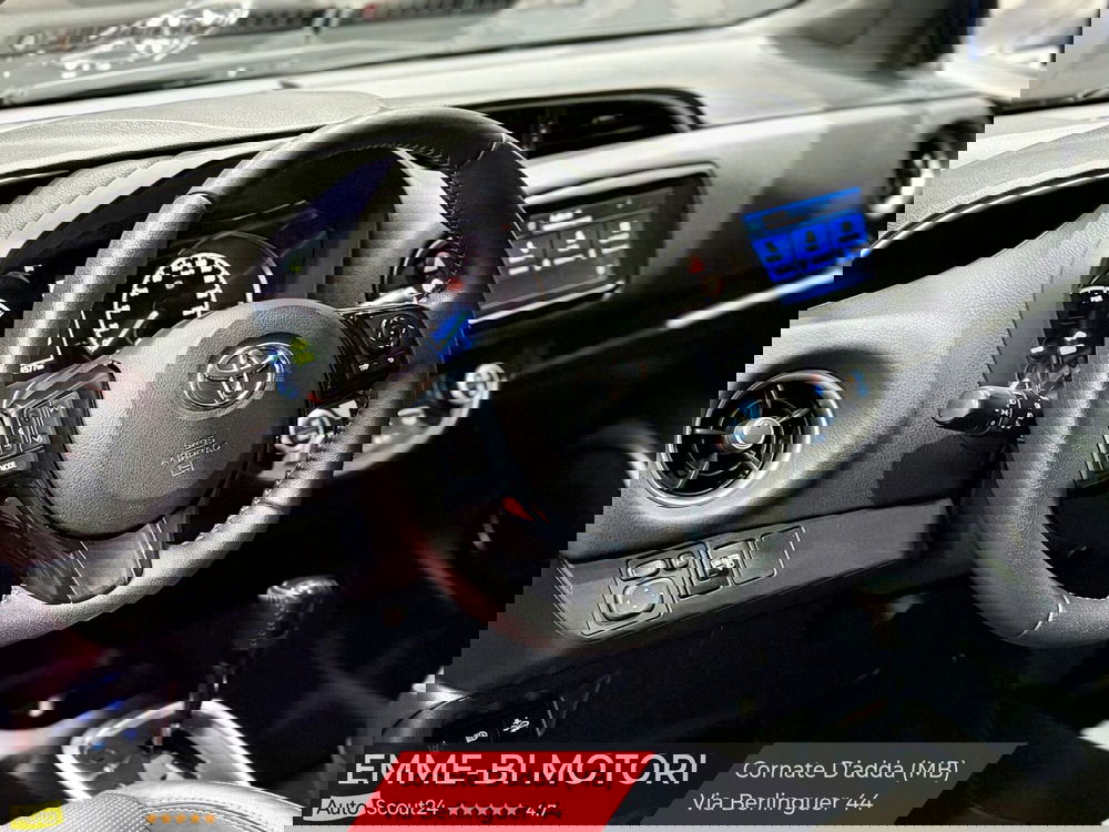 Toyota Yaris usata a Lecco (5)