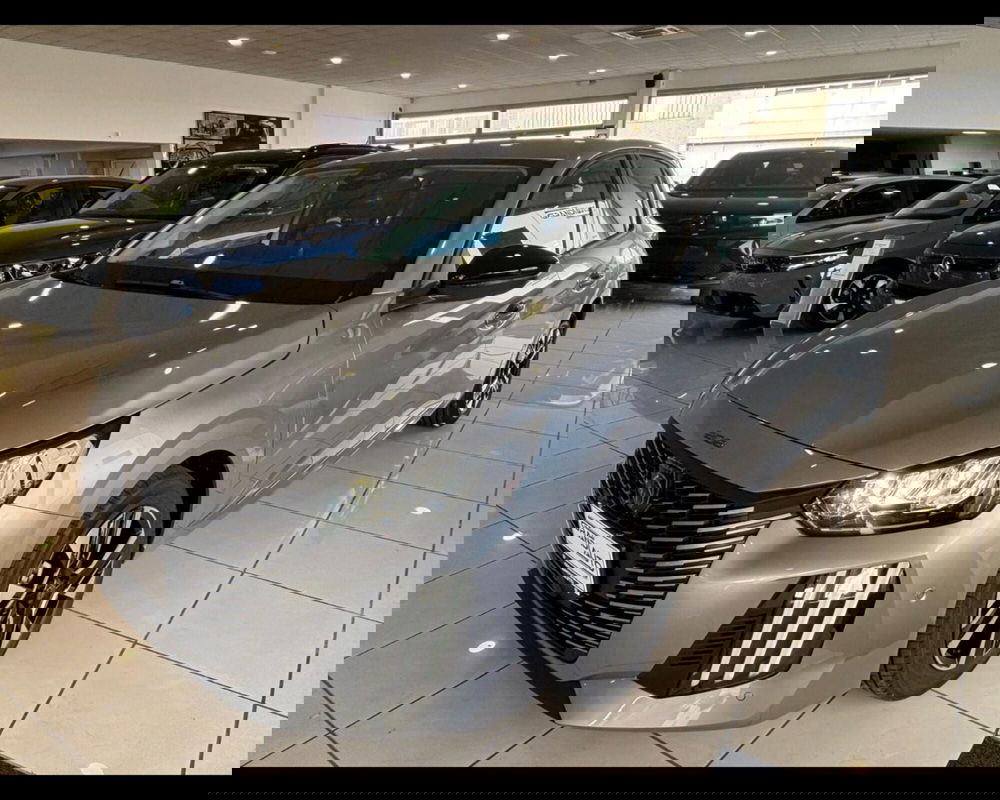 Peugeot 208 nuova a Alessandria