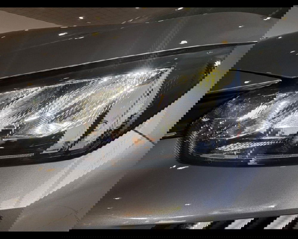 Peugeot 208 nuova a Alessandria (12)