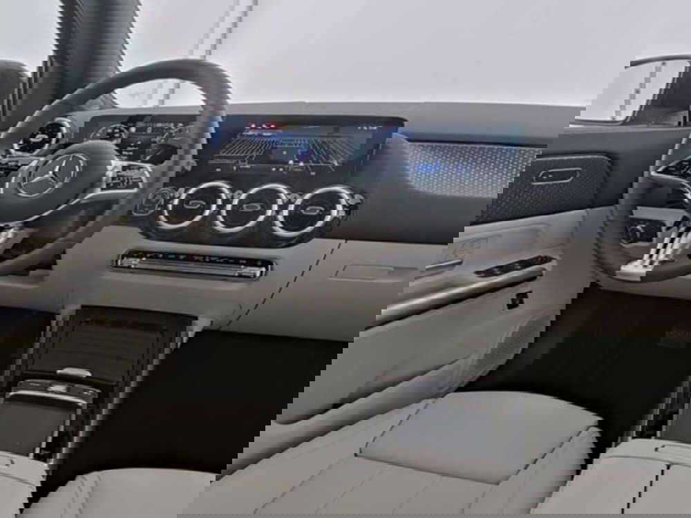 Mercedes-Benz GLA SUV usata a Milano (3)