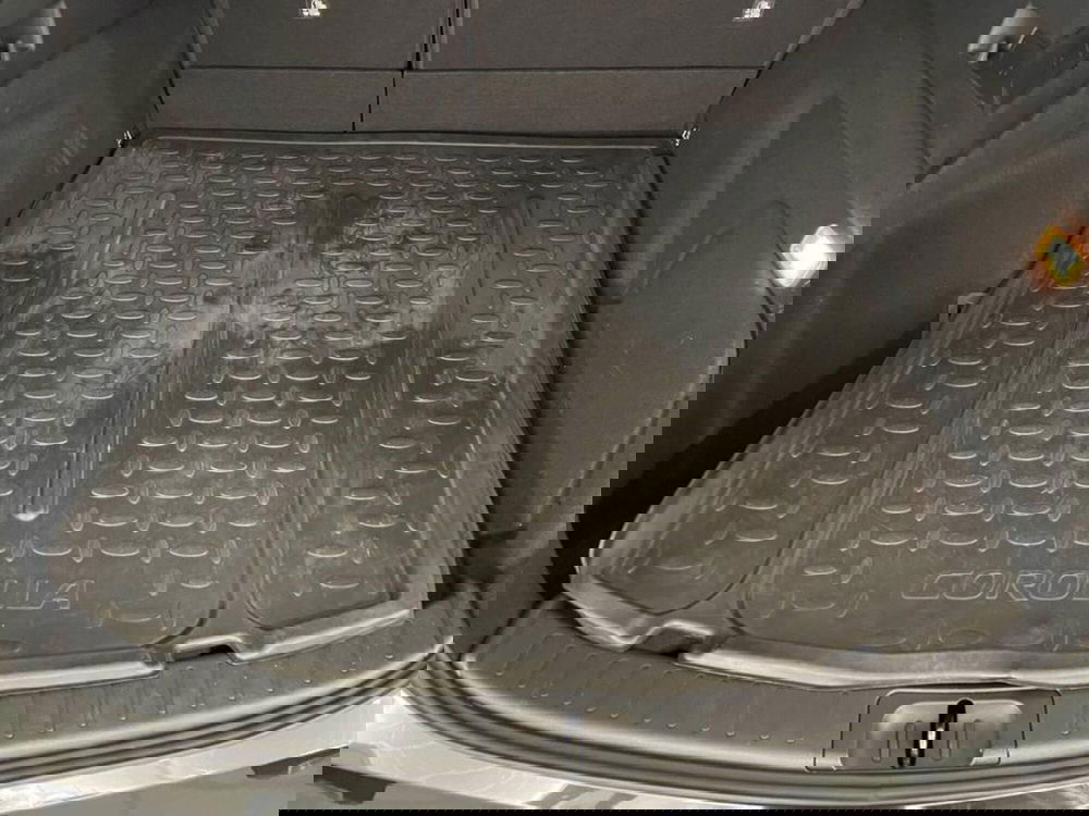 Toyota Corolla Touring Sports usata a Torino (15)