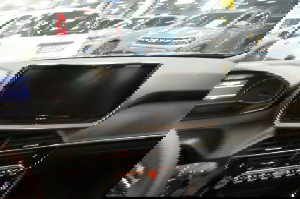 Peugeot 2008 nuova a Milano (8)