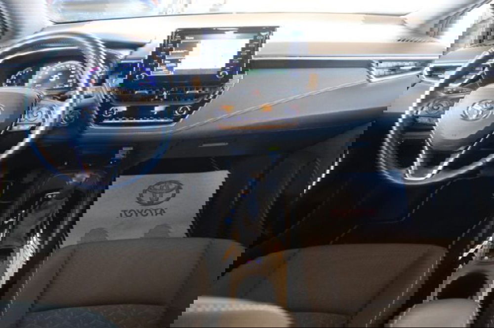 Toyota Corolla usata a Roma (10)