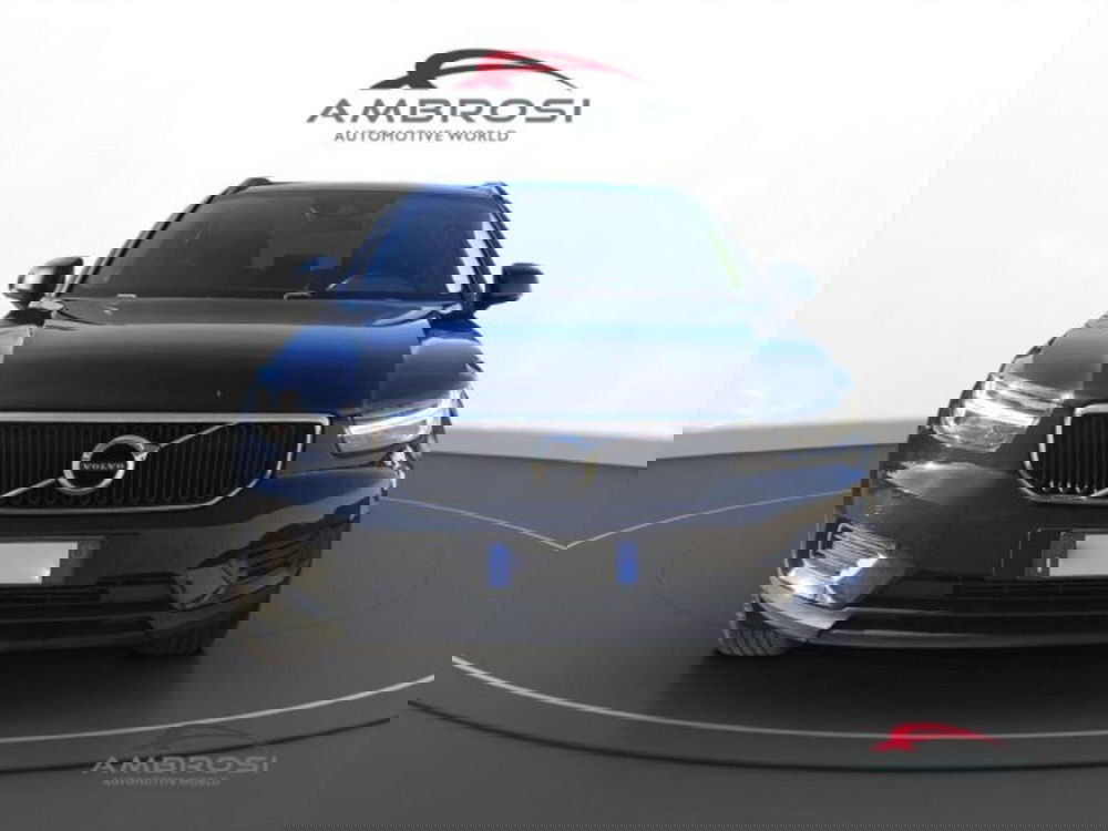 Volvo XC40 usata a Perugia (7)