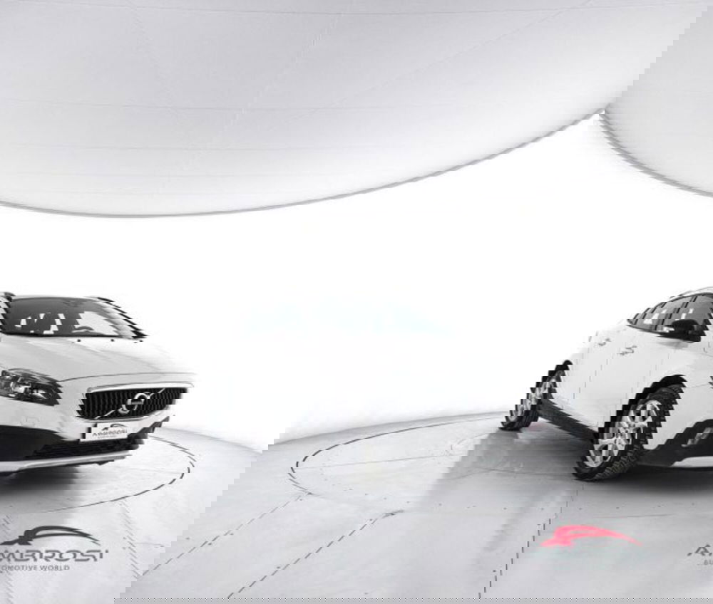 Volvo V40 Cross Country usata a Perugia (2)